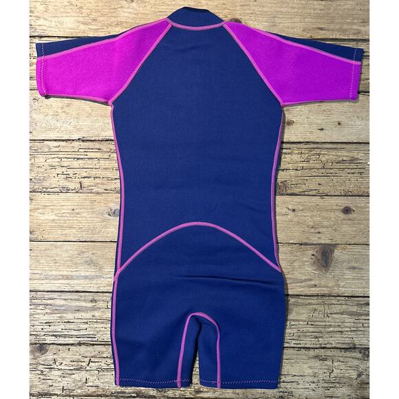 Seaskin Kids Wetsuit 2mm Shorty Diving Suit Navy/Pink Size 8 NWOT - Picture 2 of 4